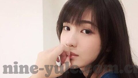 世界足球皇冠比分-世界足球皇冠之战，比分背后的激情与荣耀
